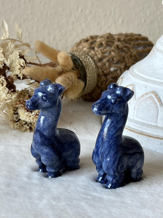 Giraffen Carving aus blauen Aventurin