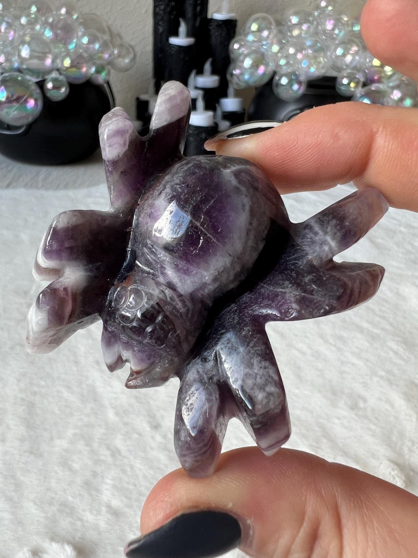 Spinnen aus Rosenquarz, Amethyst und Obsidian