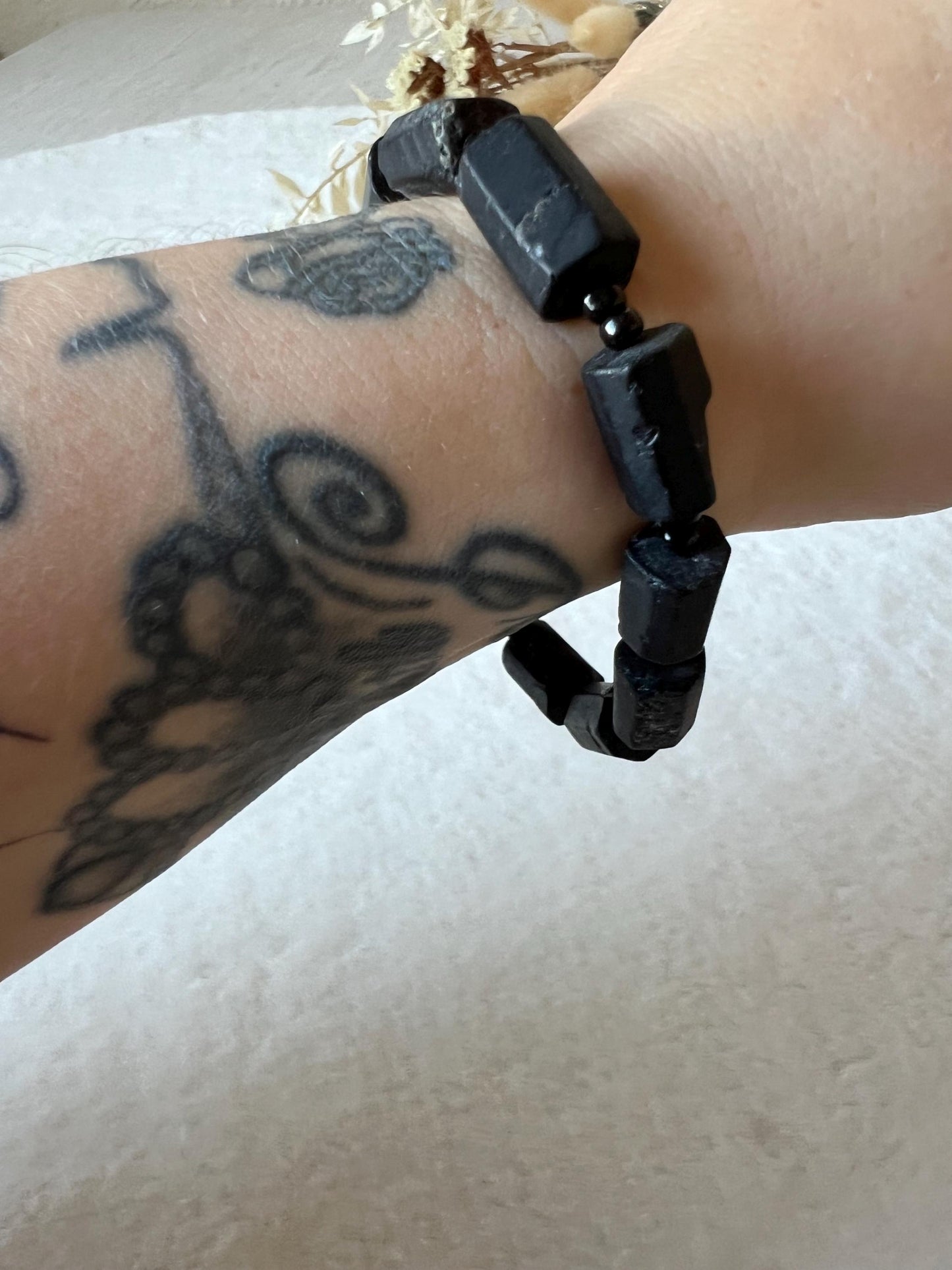 Turmalin Rohstein Armband klein bis extra groß