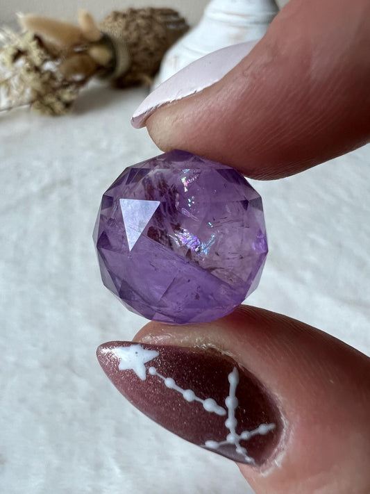 Faccettierte Amethyst Kugeln
