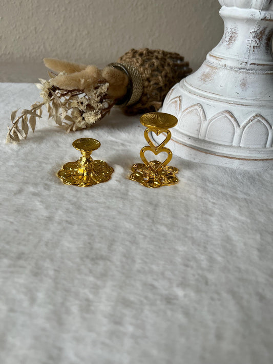 Kugelhalter Brunnen und Herzen gold