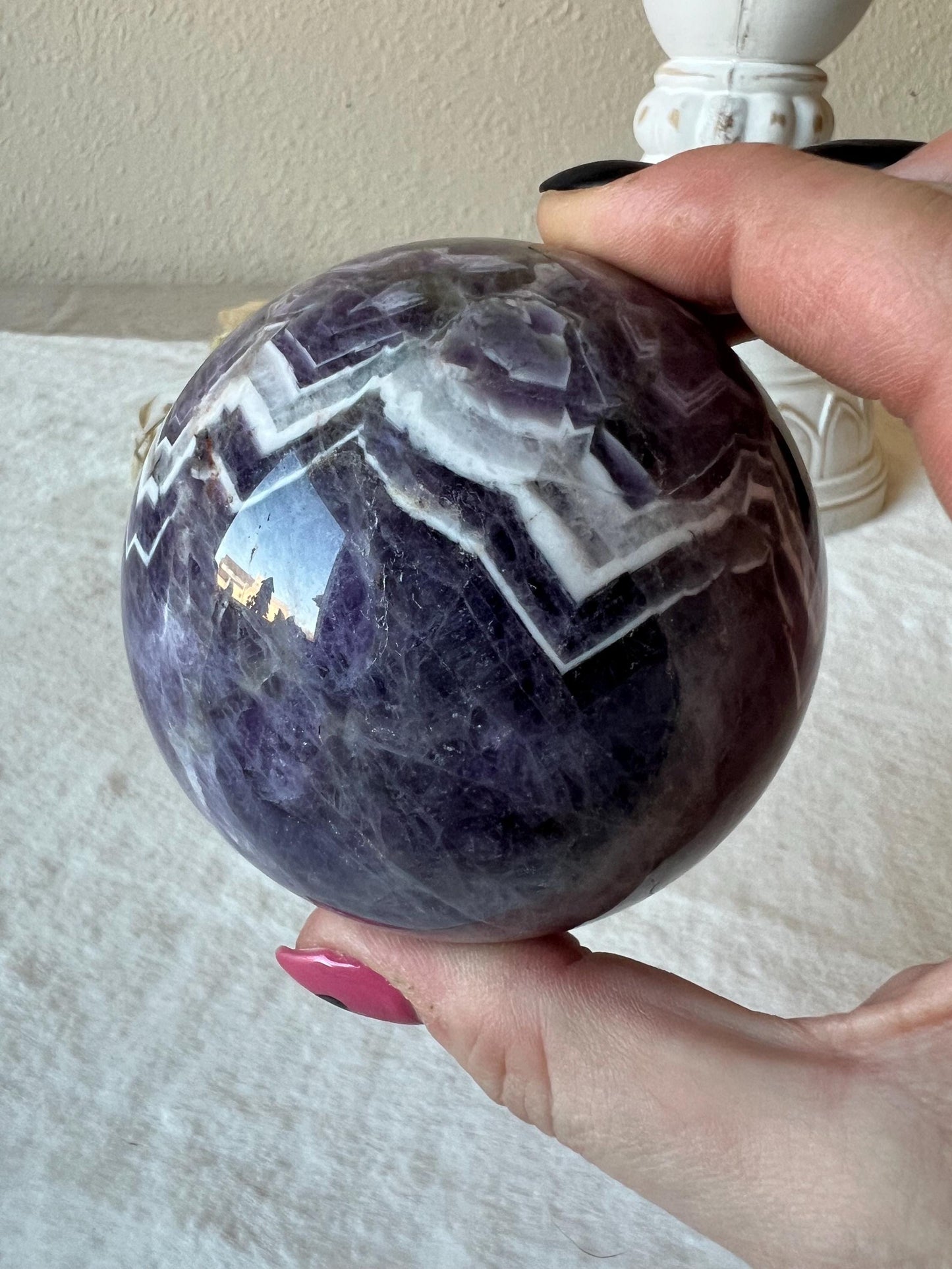 Chevron Amethyst Kugel groß