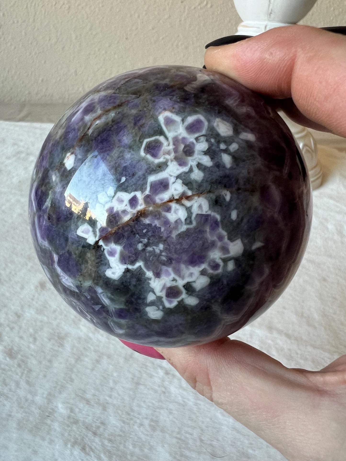 Chevron Amethyst Kugel groß