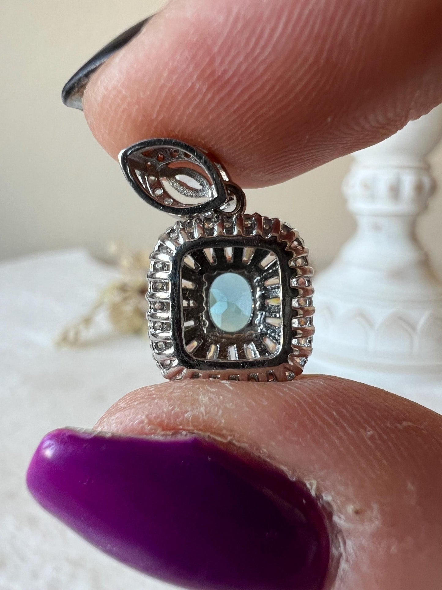 Blauer Topas Kettenanhänger 925 Silber mit Moissanite