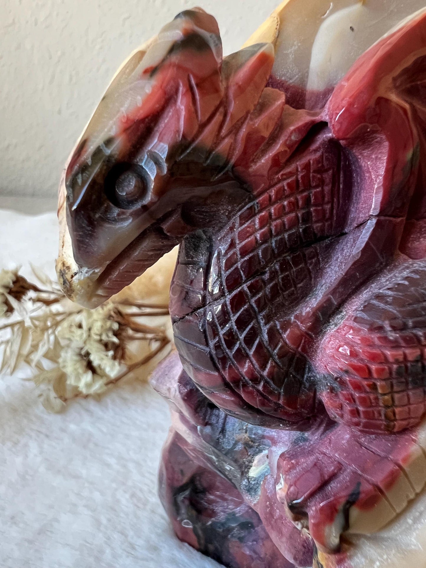 Mookait Drachen Carving
