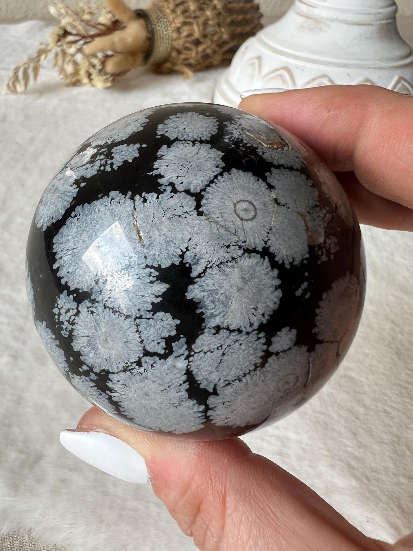 Schneeflocken Obsidian Kugeln