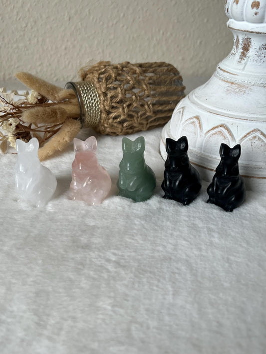 Hasen aus Bergkristall, Rosenquarz, Aventurin und Obsidian