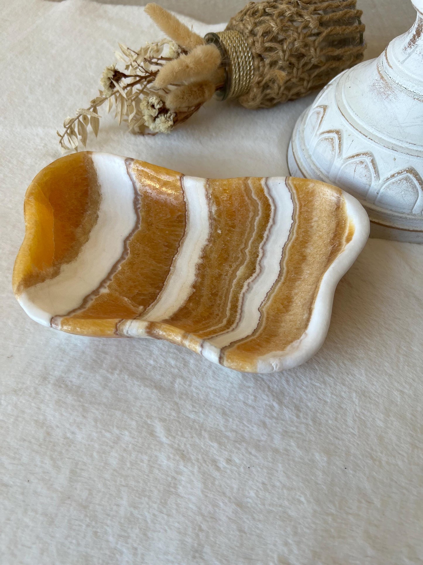 Orangencalcit Schale mit Bänderung