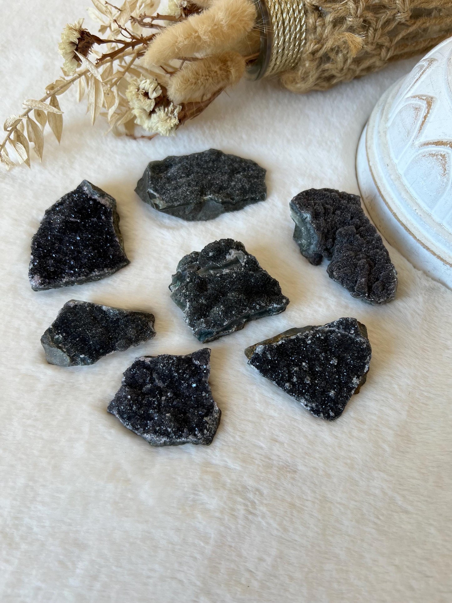 Amethyst Stücke aus Uruguay