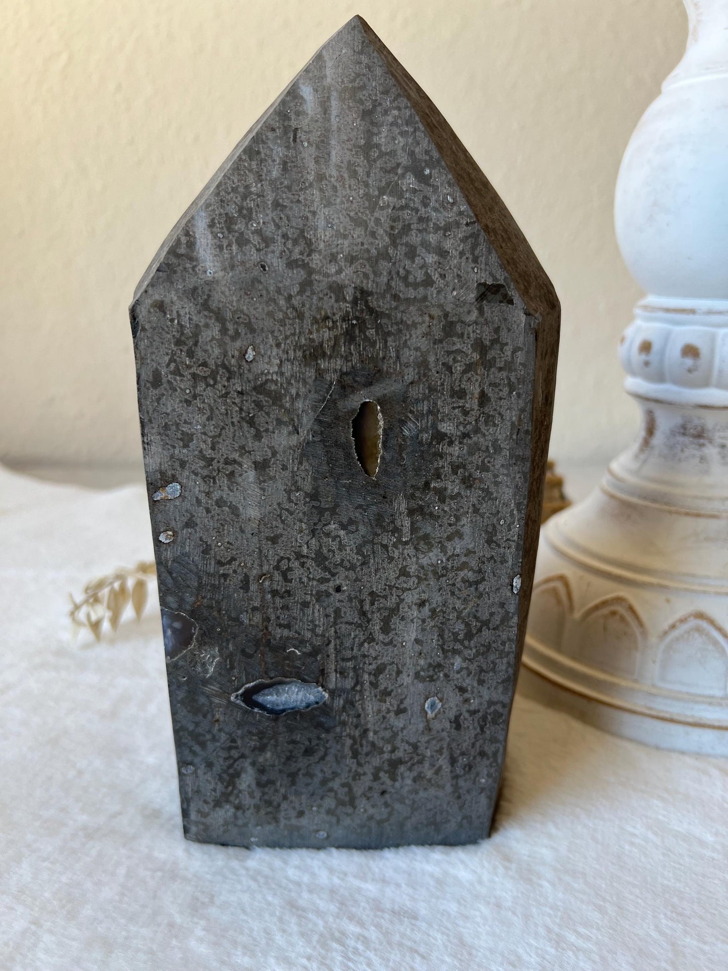 Amethyst Türme tief lila