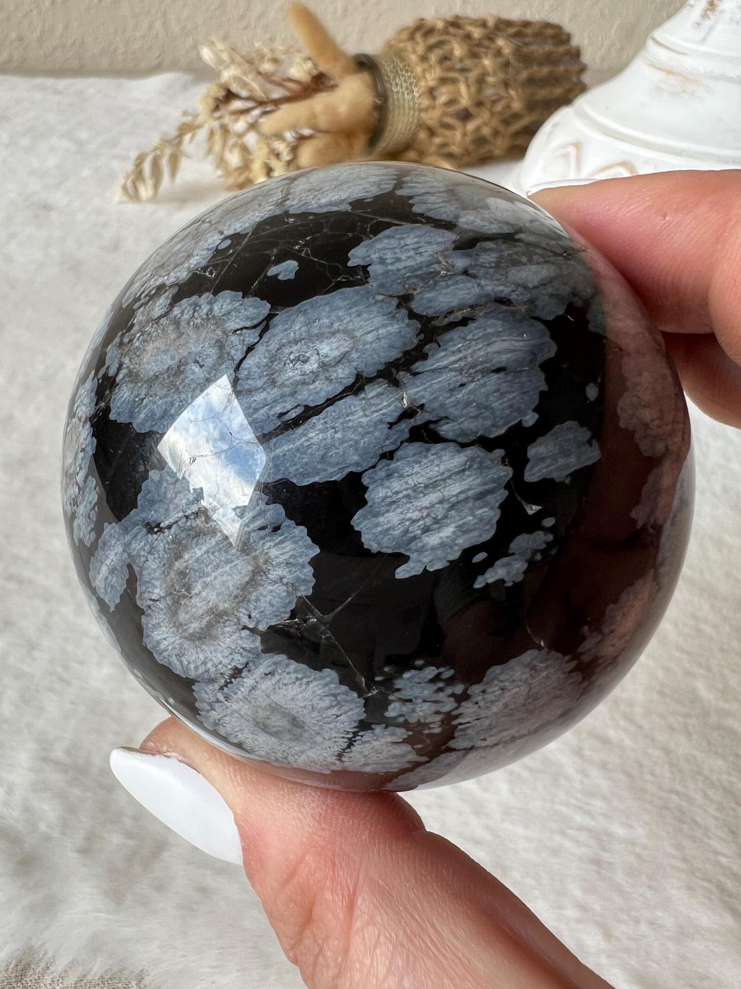 Schneeflocken Obsidian Kugeln