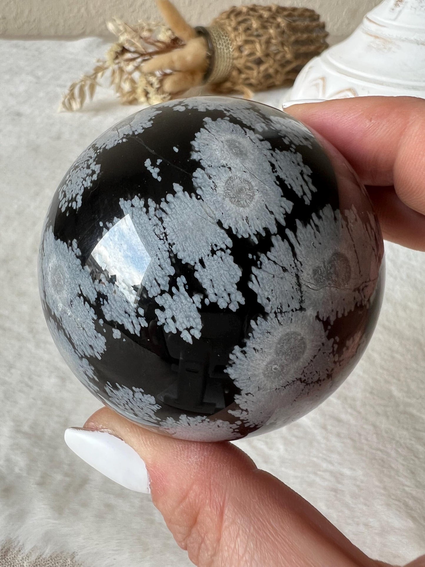Schneeflocken Obsidian Kugeln
