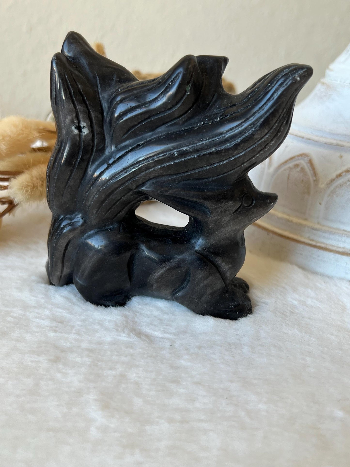 Silberschein Obsidian neunschwänziger Fuchs
