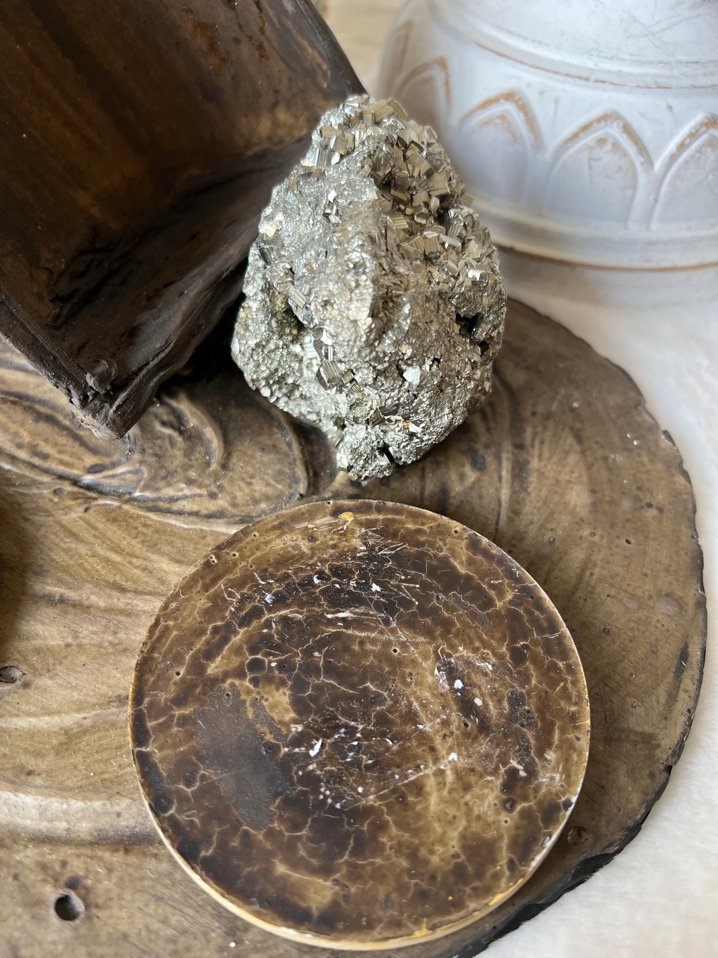 Weinhalter/Flaschenhalter mit Pyrit
