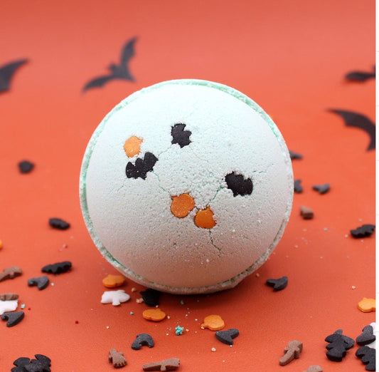Halloween Badebombe Kokosnuss und Limette