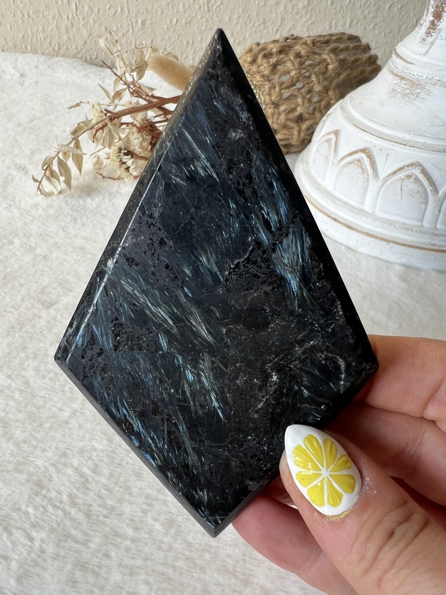 Astrophyllit / Firework Stone – Diamantenform