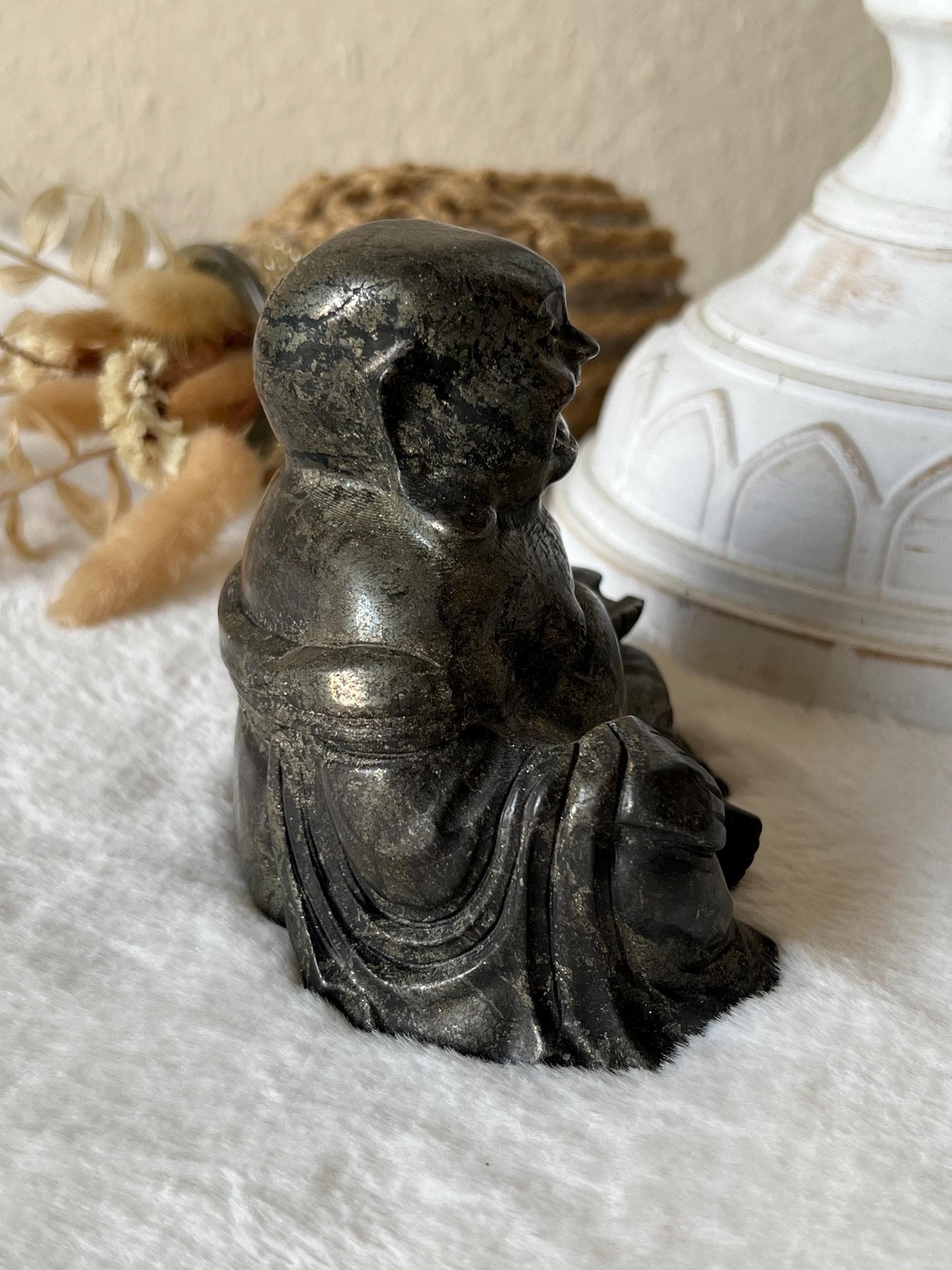 Pyrit lachender Buddha
