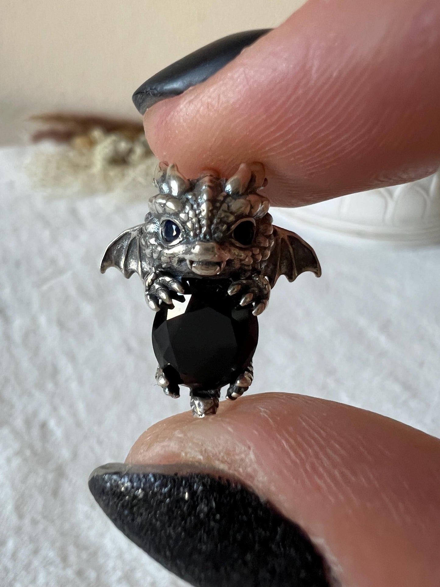 Drachen Kettenanhänger Obsidian und Amethyst 925 Silber
