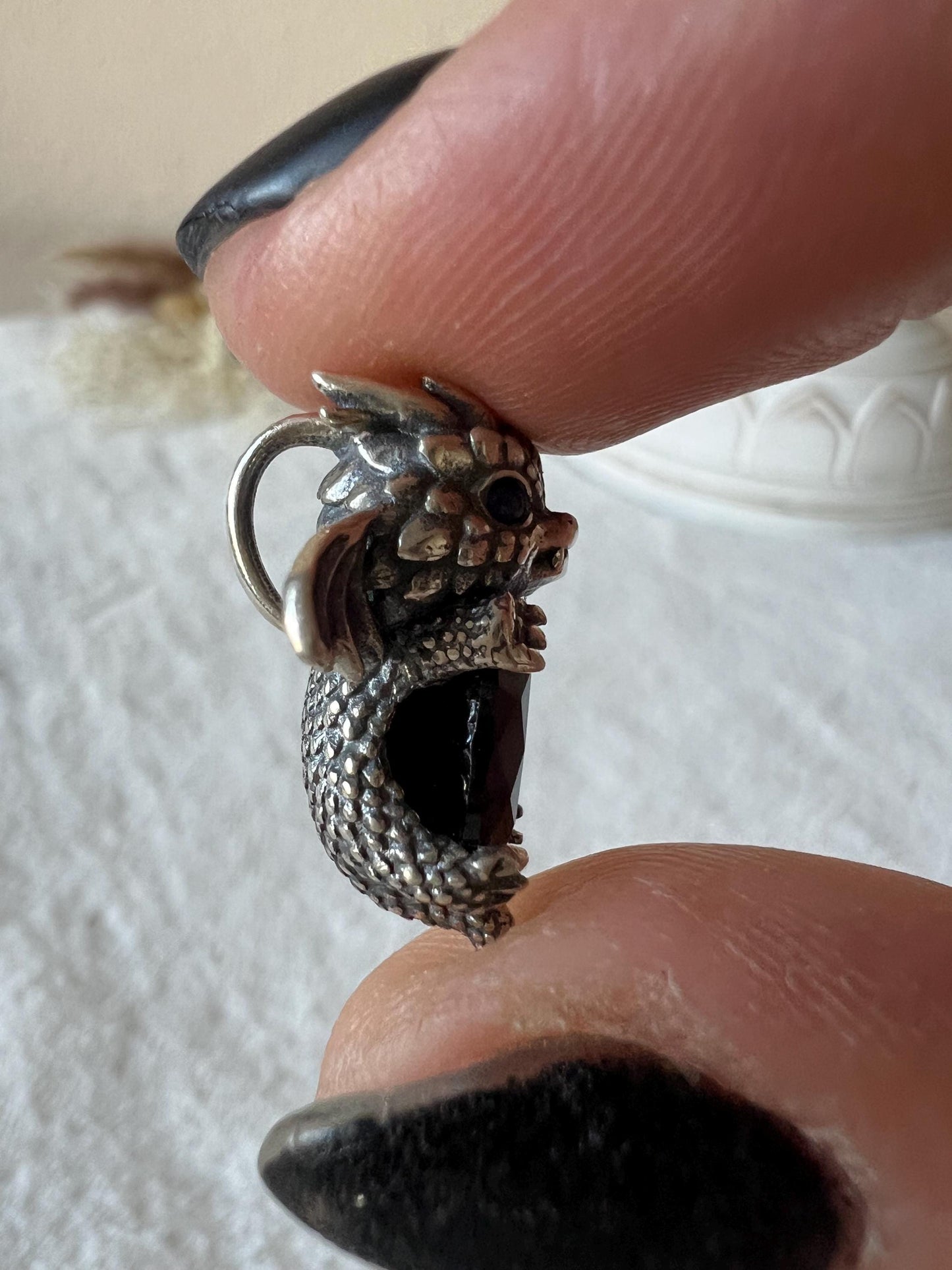 Drachen Kettenanhänger Obsidian und Amethyst 925 Silber