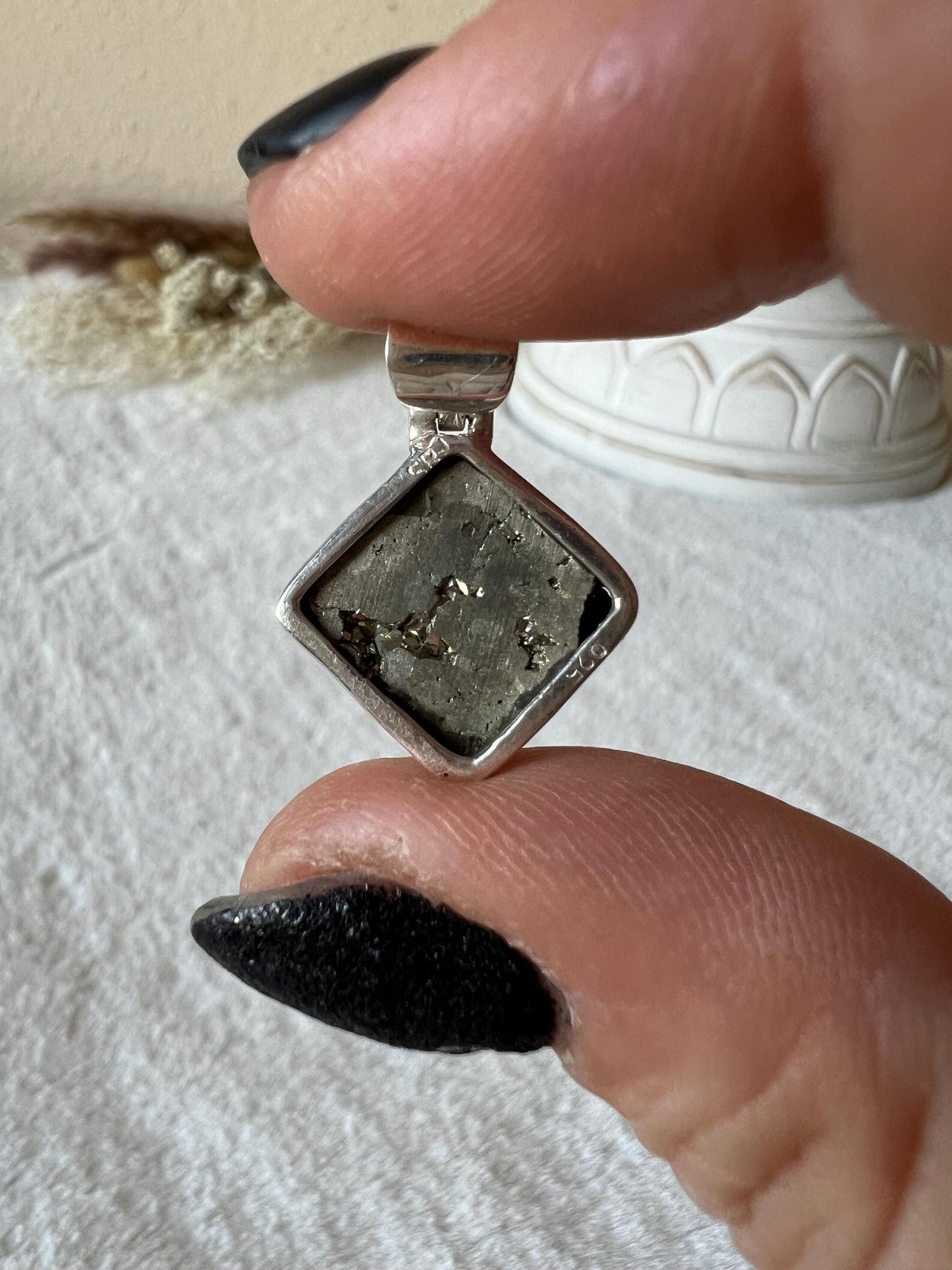 Pyrit Kettenanhänger verschiedene Designs 925 Silber