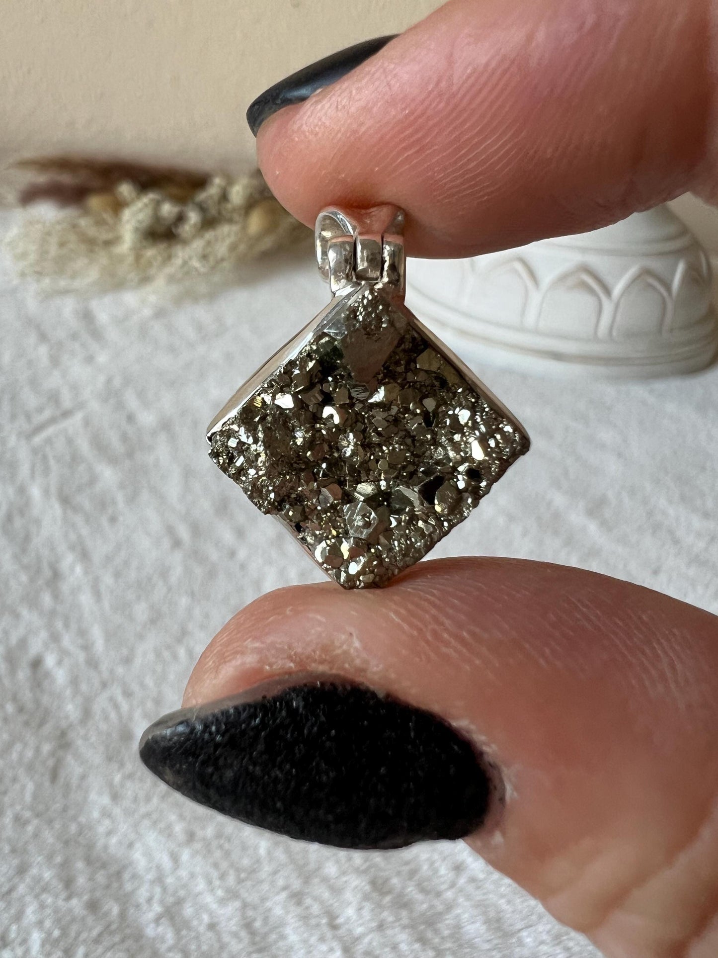 Pyrit Kettenanhänger verschiedene Designs 925 Silber