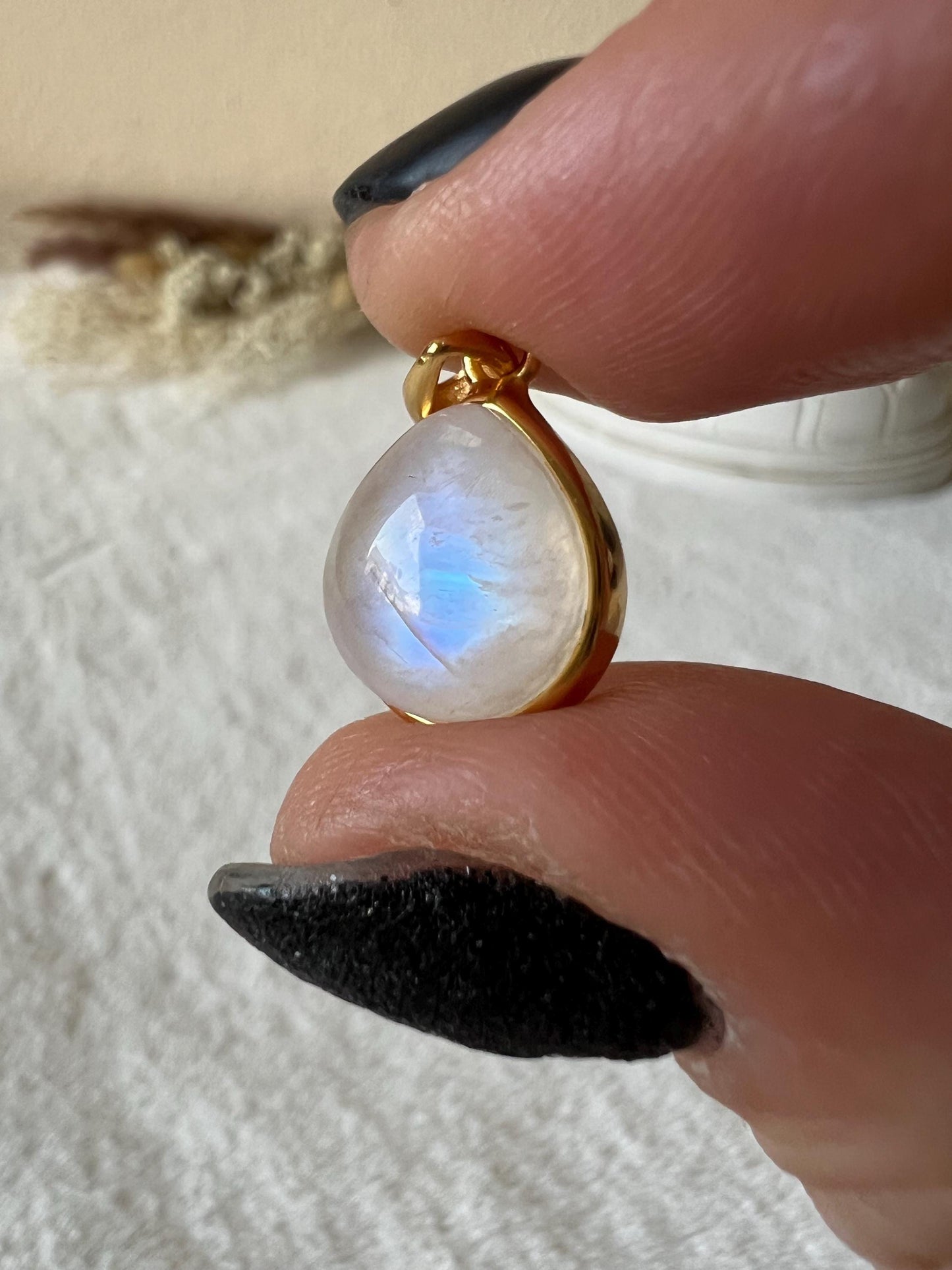 Mondstein Kettenanhänger 925 Silber/18k vergoldet oval