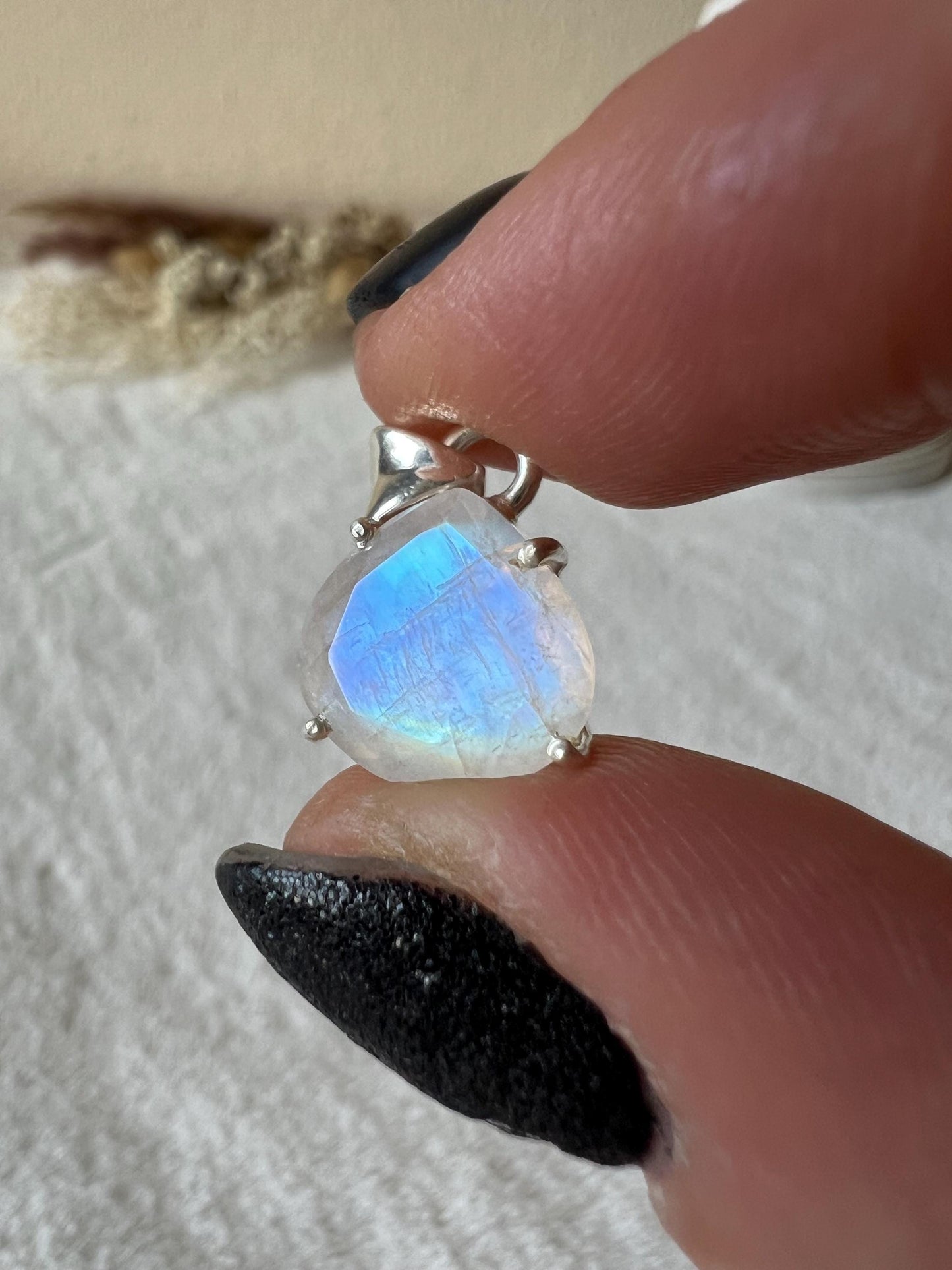 Mondstein Kettenanhänger 925 Silber klein