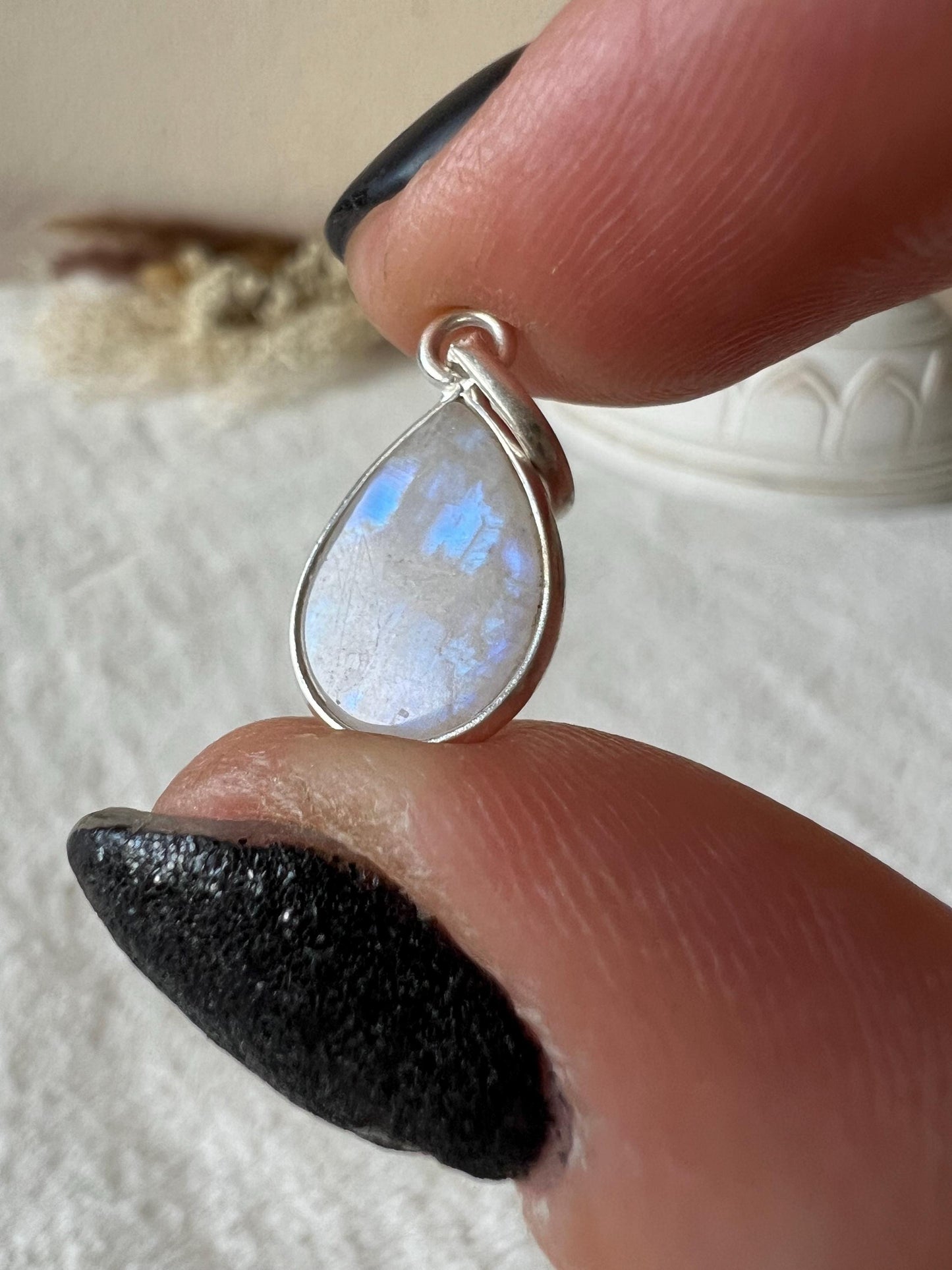 Mondstein Kettenanhänger 925 Silber oval klein