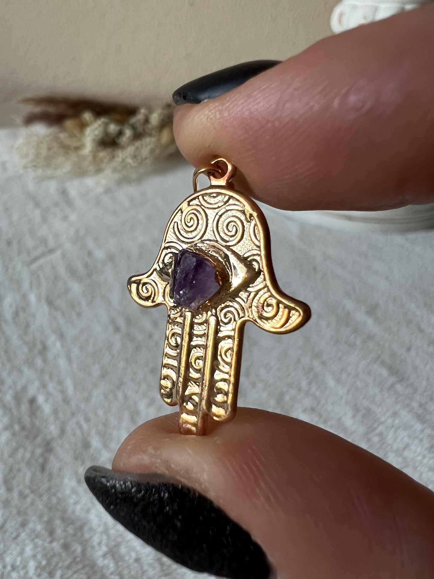 Amethyst Hamsahand Kettenanhänger Gold galvanisiert