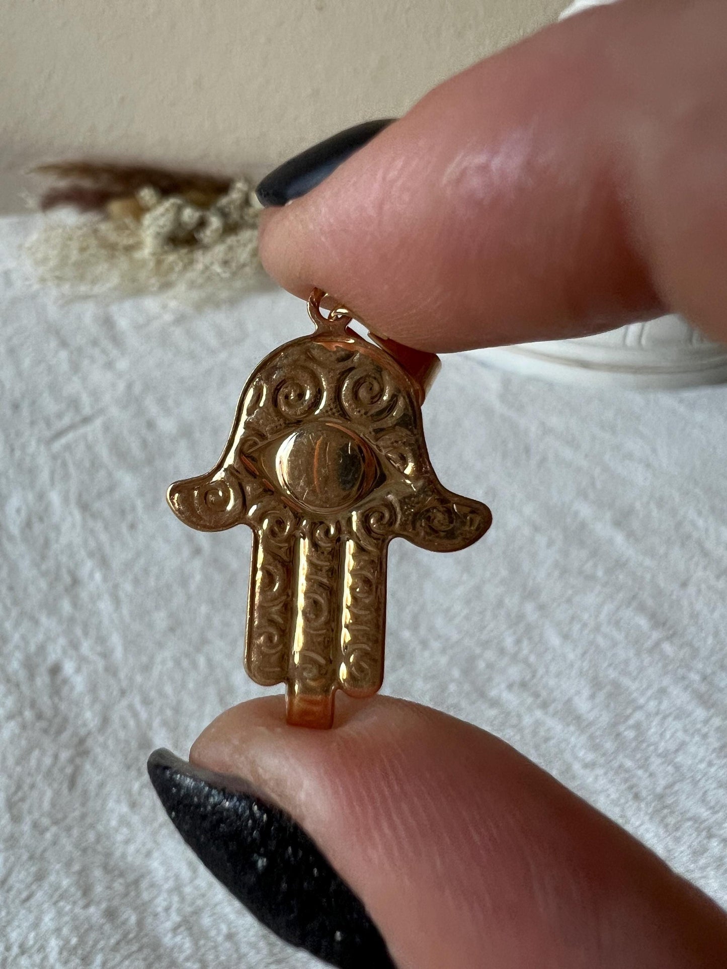 Amethyst Hamsahand Kettenanhänger Gold galvanisiert