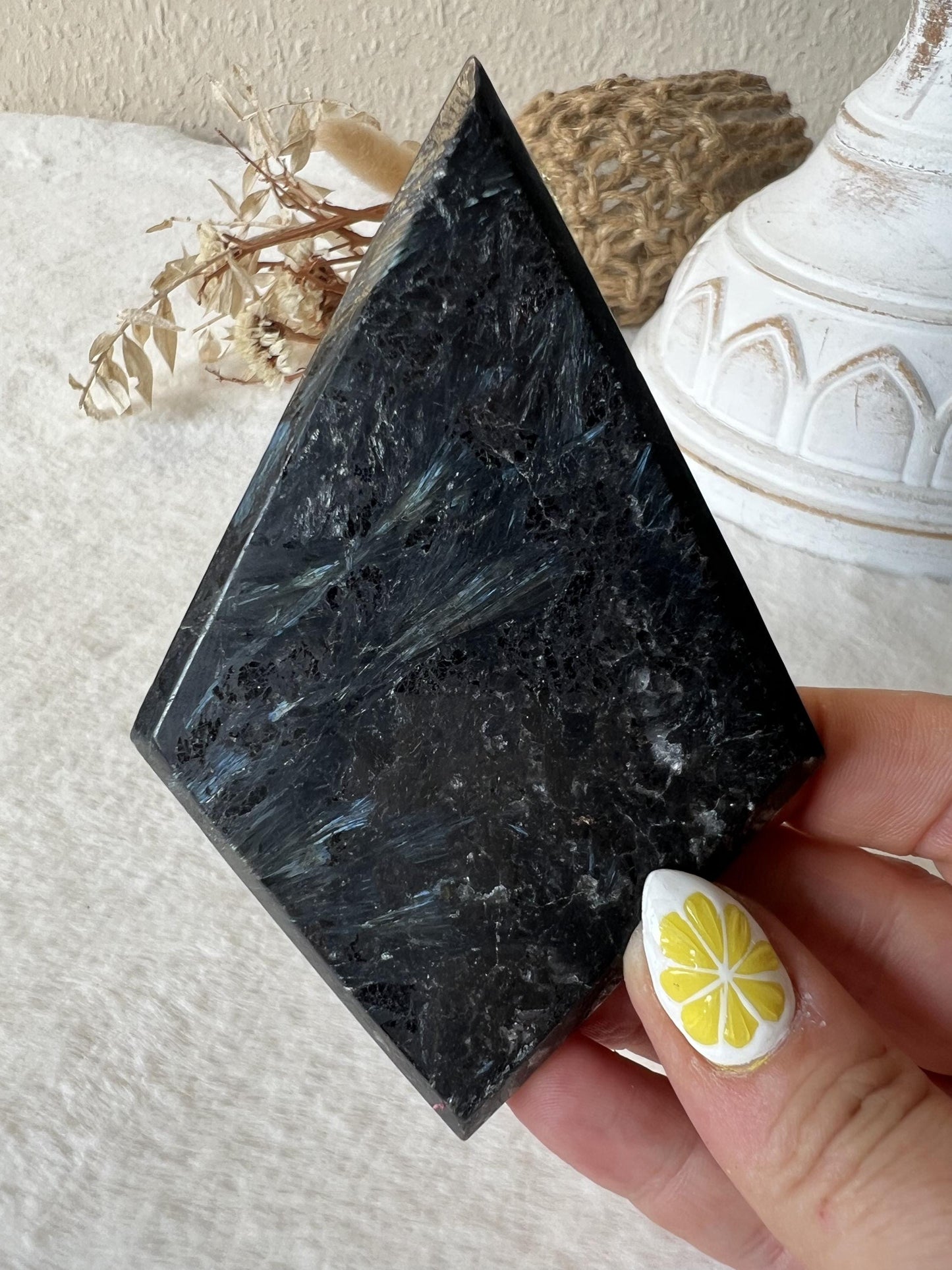 Astrophyllit / Firework Stone – Diamantenform