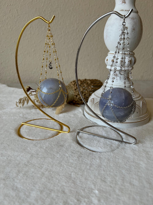 Hängender Kugelhalter Gold und Silber