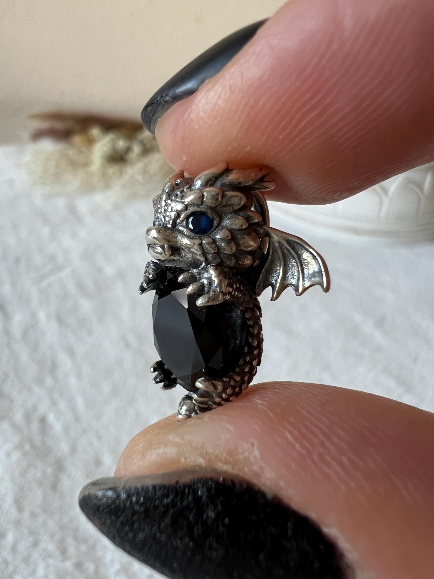 Drachen Kettenanhänger Obsidian und Amethyst 925 Silber