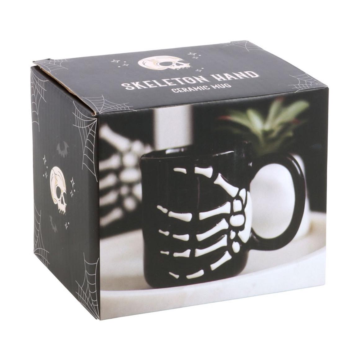 Skeletthand Tasse / Skeleton Hand Mug