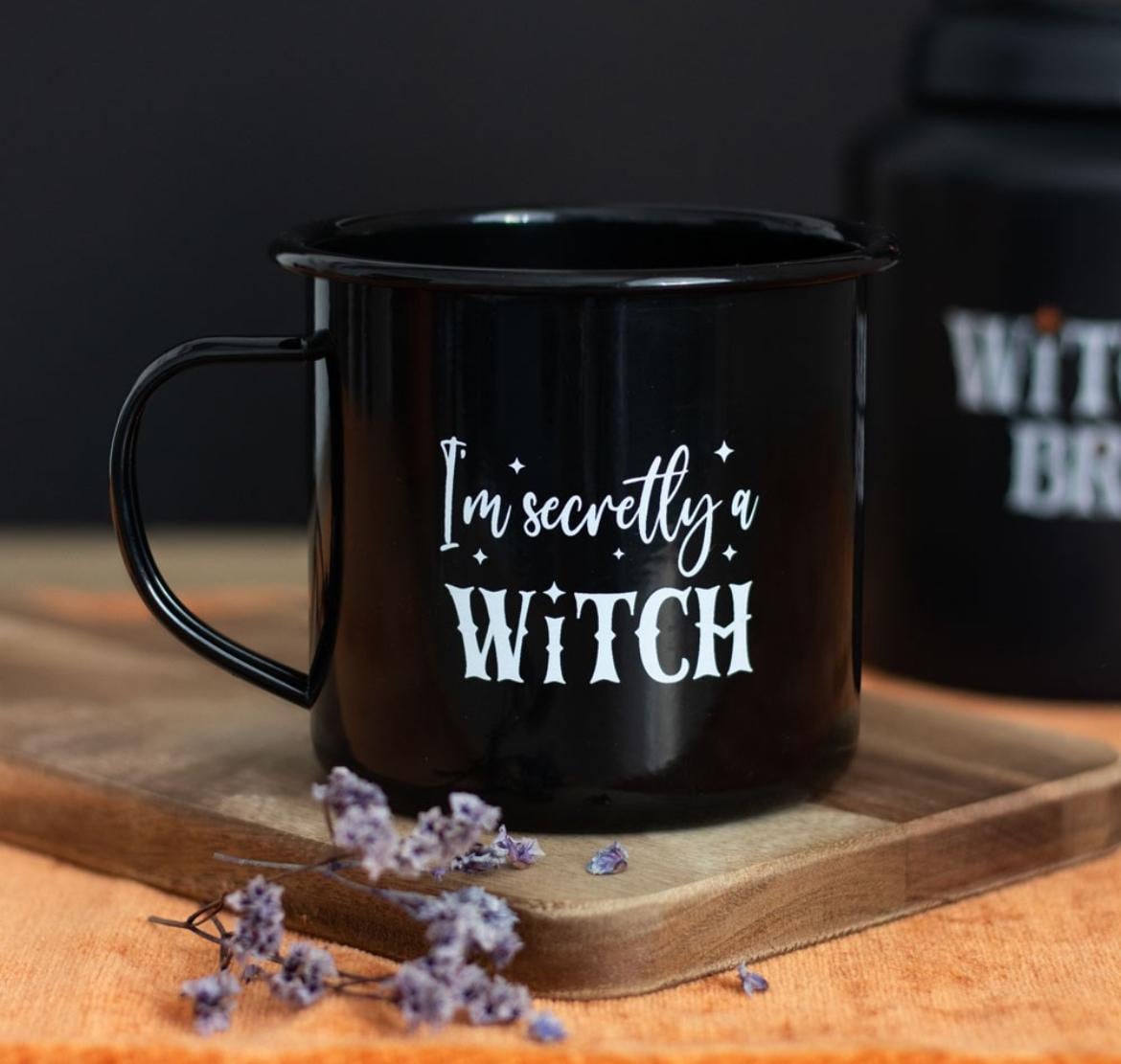 I'm secretly a witch Tasse