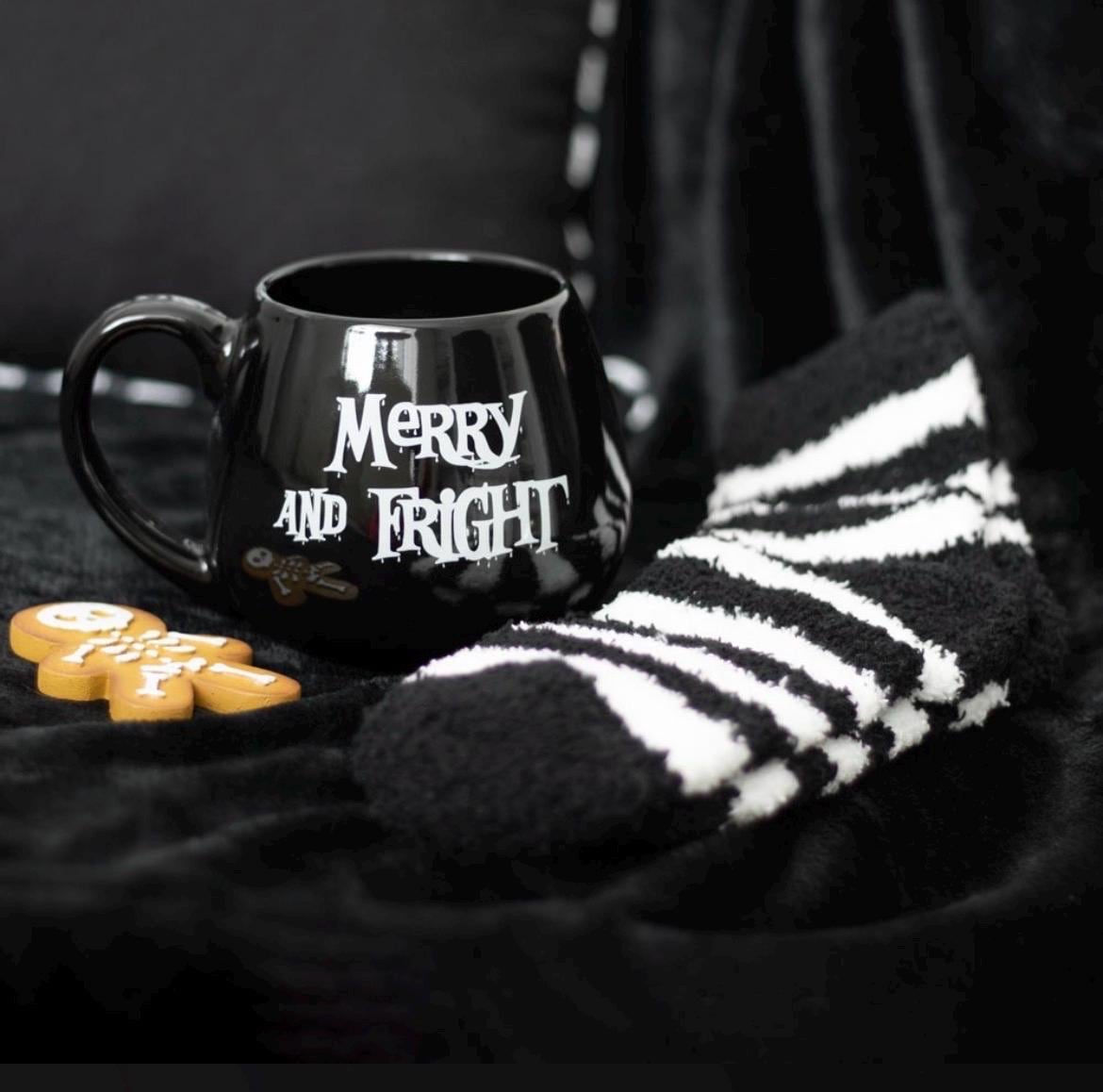 Merry and Fright Tasse | Gothic Weihnachtstasse | Halloween Christmas Mug | Goth Mug | Spooky Christmas | Horror Tasse | Weihnachtsgeschenk