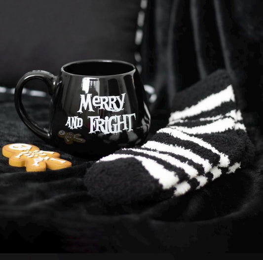 Merry and Fright Tasse | Gothic Weihnachtstasse | Halloween Christmas Mug | Goth Mug | Spooky Christmas | Horror Tasse | Weihnachtsgeschenk
