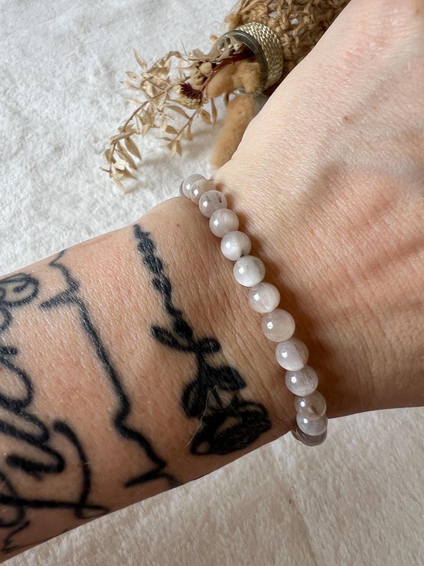 Rabbit Hair Quarz Armband | Kaninchenhaarquarz Edelstein Armband | Natürlicher Kristallschmuck | Unikat
