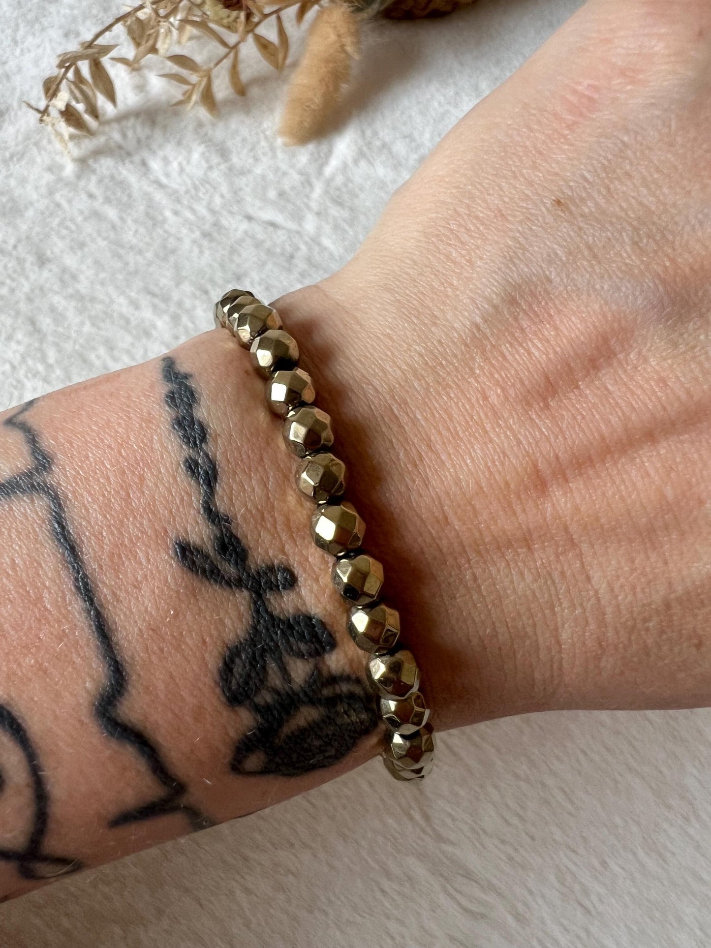 Hämatit Armband | Vergoldetes Hämatit Armband | Facettierter Hämatit | Goldfarbenes Edelstein Armband | Hämatit Schmuck | 6mm