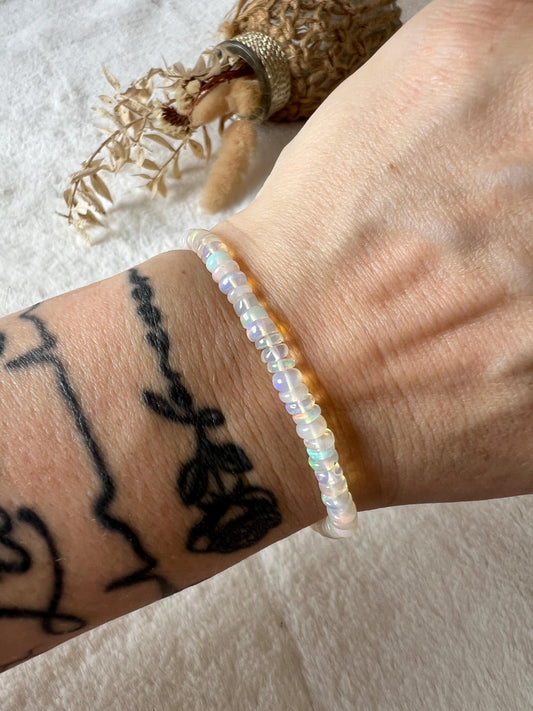 Echter Opal | Armband | Filigranes Opal Armband | Edelstein Schmuck | Weißer Opal | Naturstein Armband