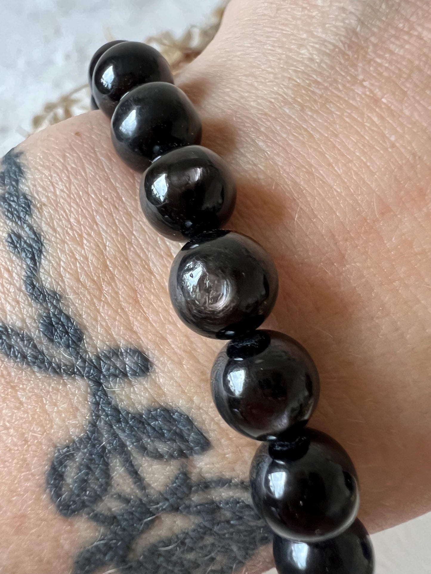 Hypersthen Armband | Edelstein Armband Schwarz | Stein für Erdung, Klarheit & innere Ruhe | Handgefertigter Kristallschmuck