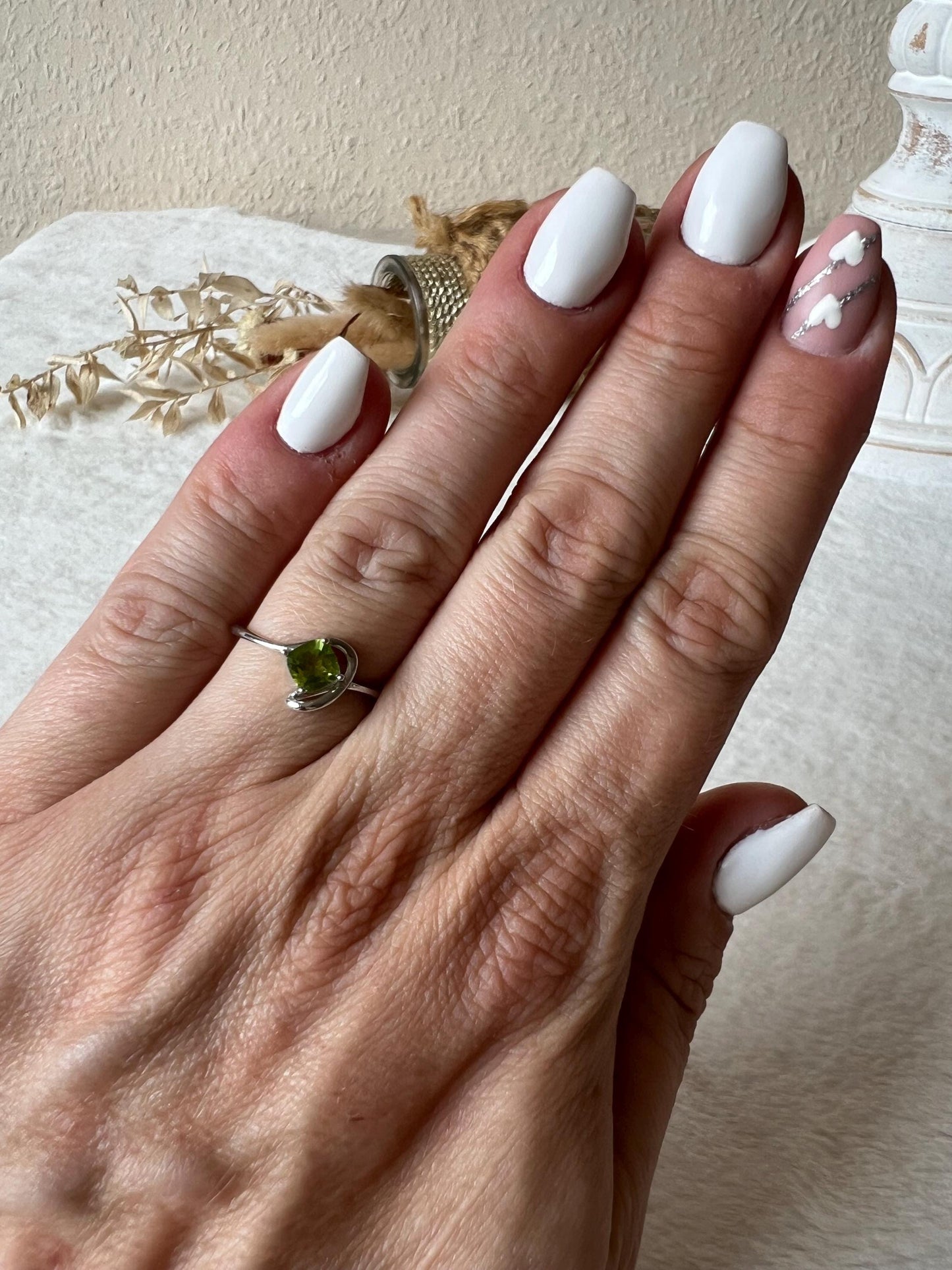 Peridot Ring | 925 Silber | Echter Peridot | Eleganter Edelsteinring | Sterling Silber