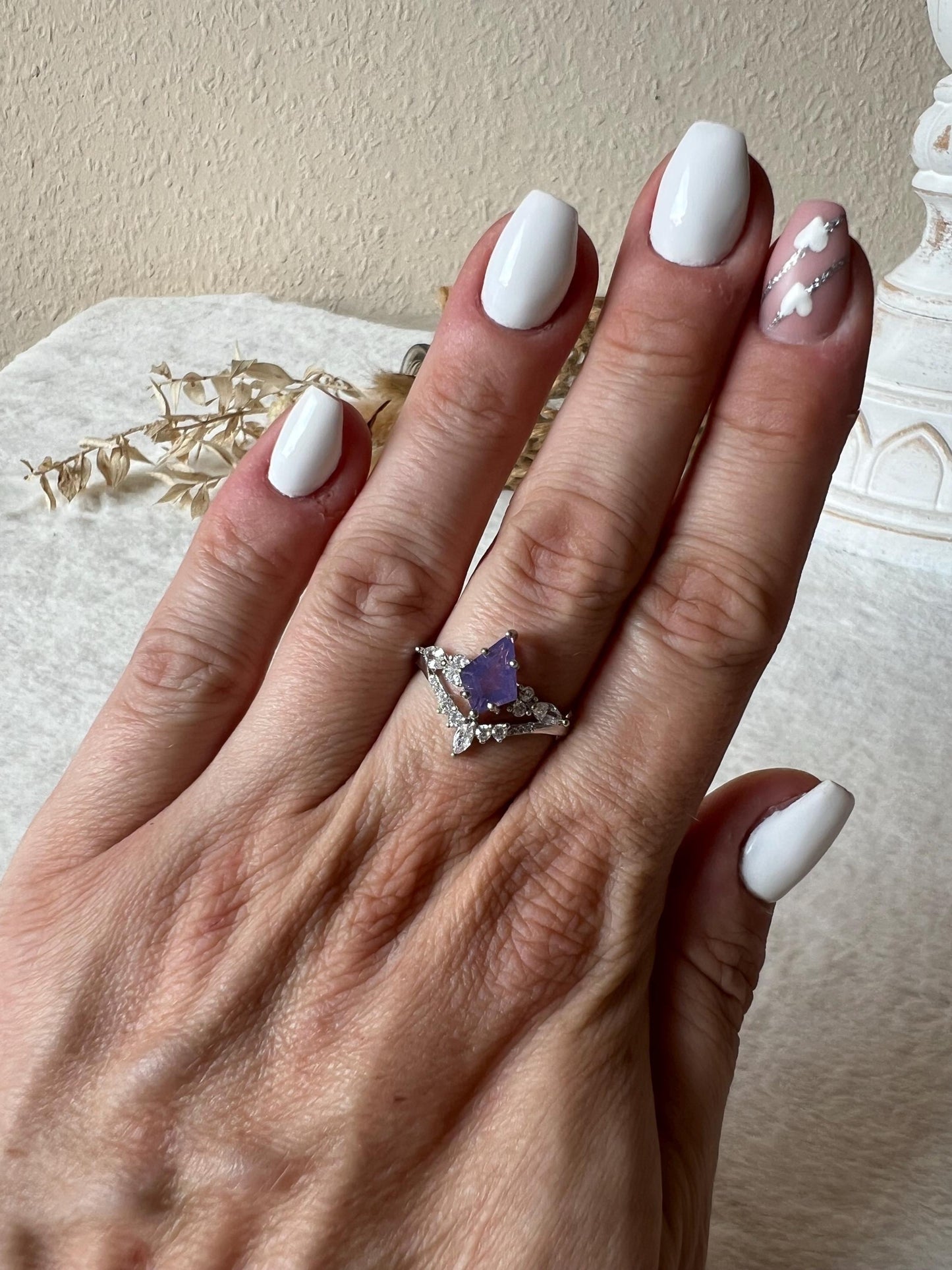 Lavendel Mondquarz Ring – 925 Silber | Echter Lavendel Mondquarz | Edelsteinring | Größenverstellbar | Geschenk