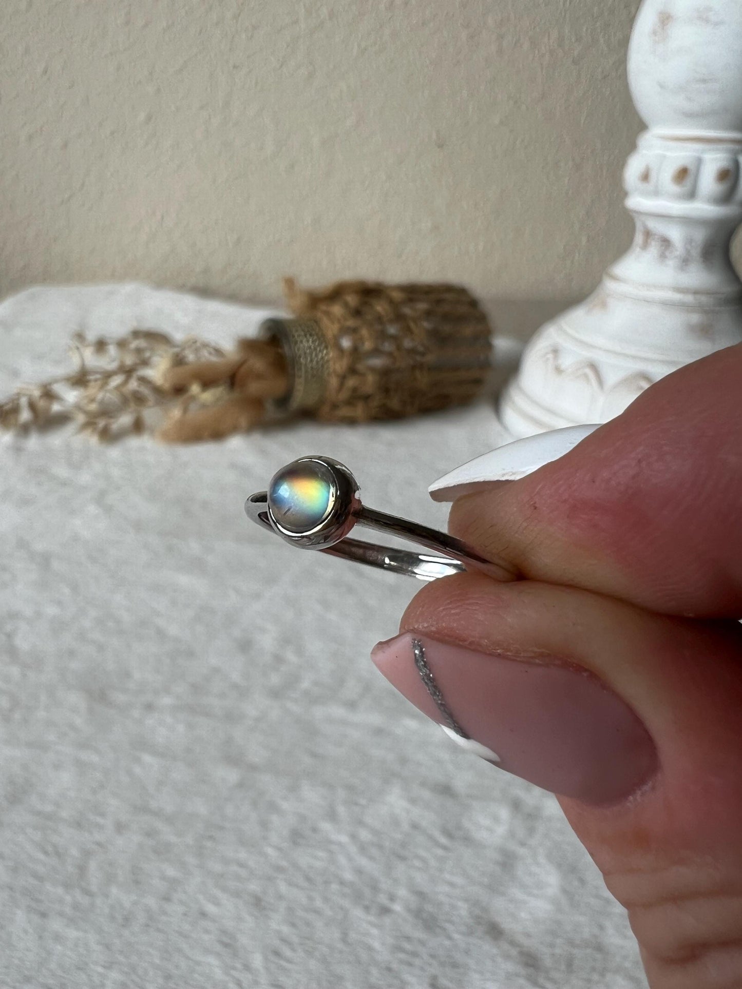 Madagaskar Mondstein Ring – 925 Silber | Echter Madagaskar Mondstein | Edelsteinring | Größenverstellbar | Geschenk