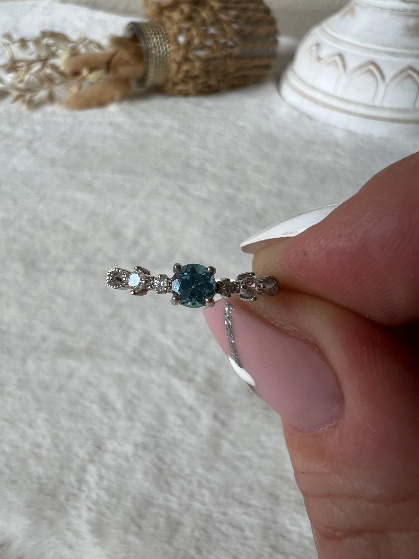 925 Silber Topas Ring – Größenverstellbar | Echter blauer Topas | Eleganter Edelsteinring | Verstellbarer Silberring | Geschenk für Sie